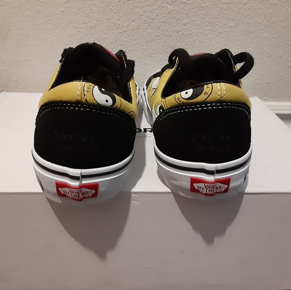 Vans - Picture 4 of 4